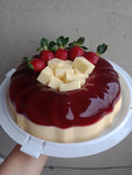 Family size strawberry an pineapple gelatin