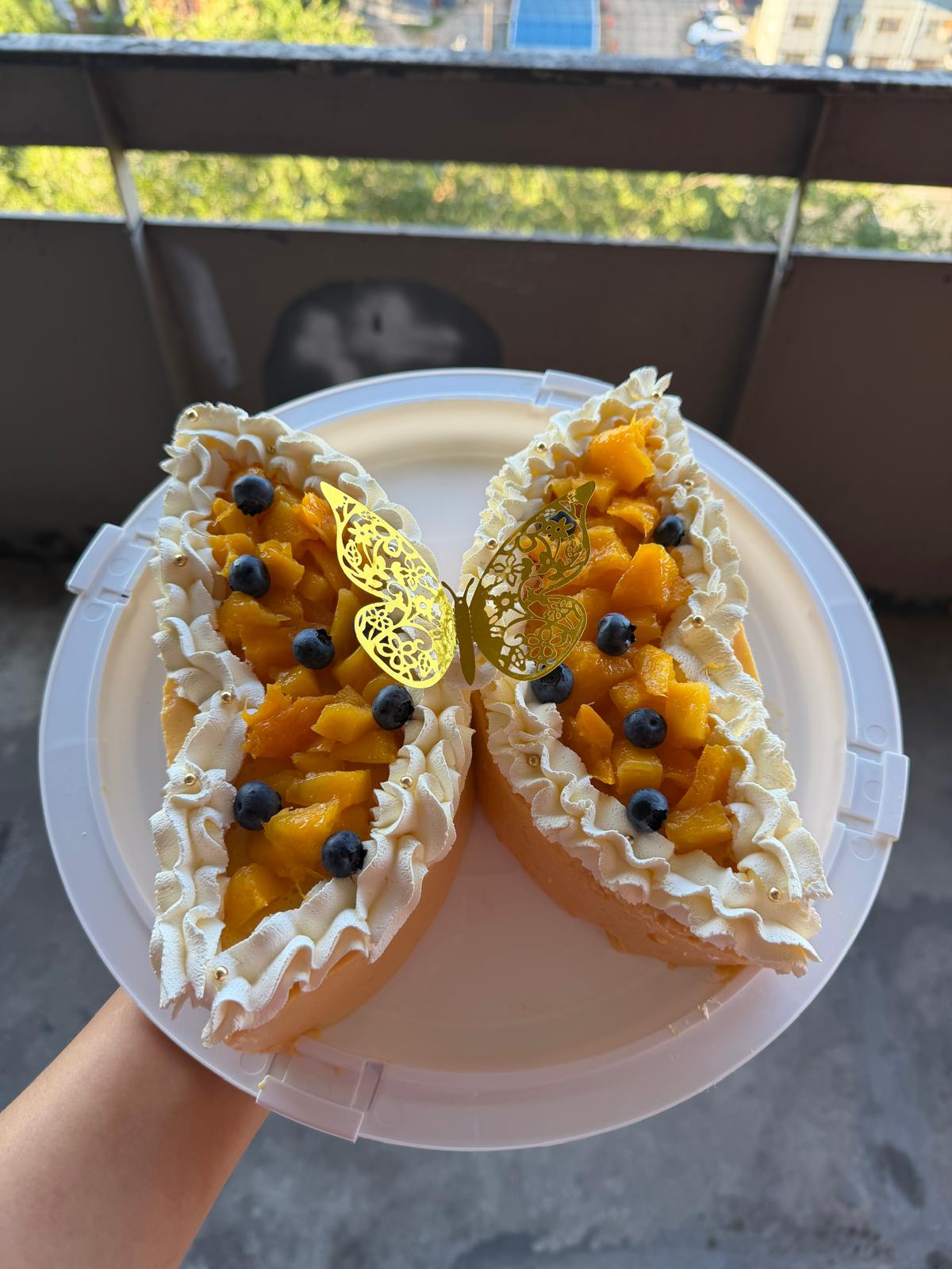 Butterfly shape mango gelatin cake